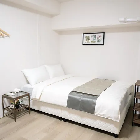 嵐 難波西 民宿 Bed And Breakfast Osaka Exterior photo