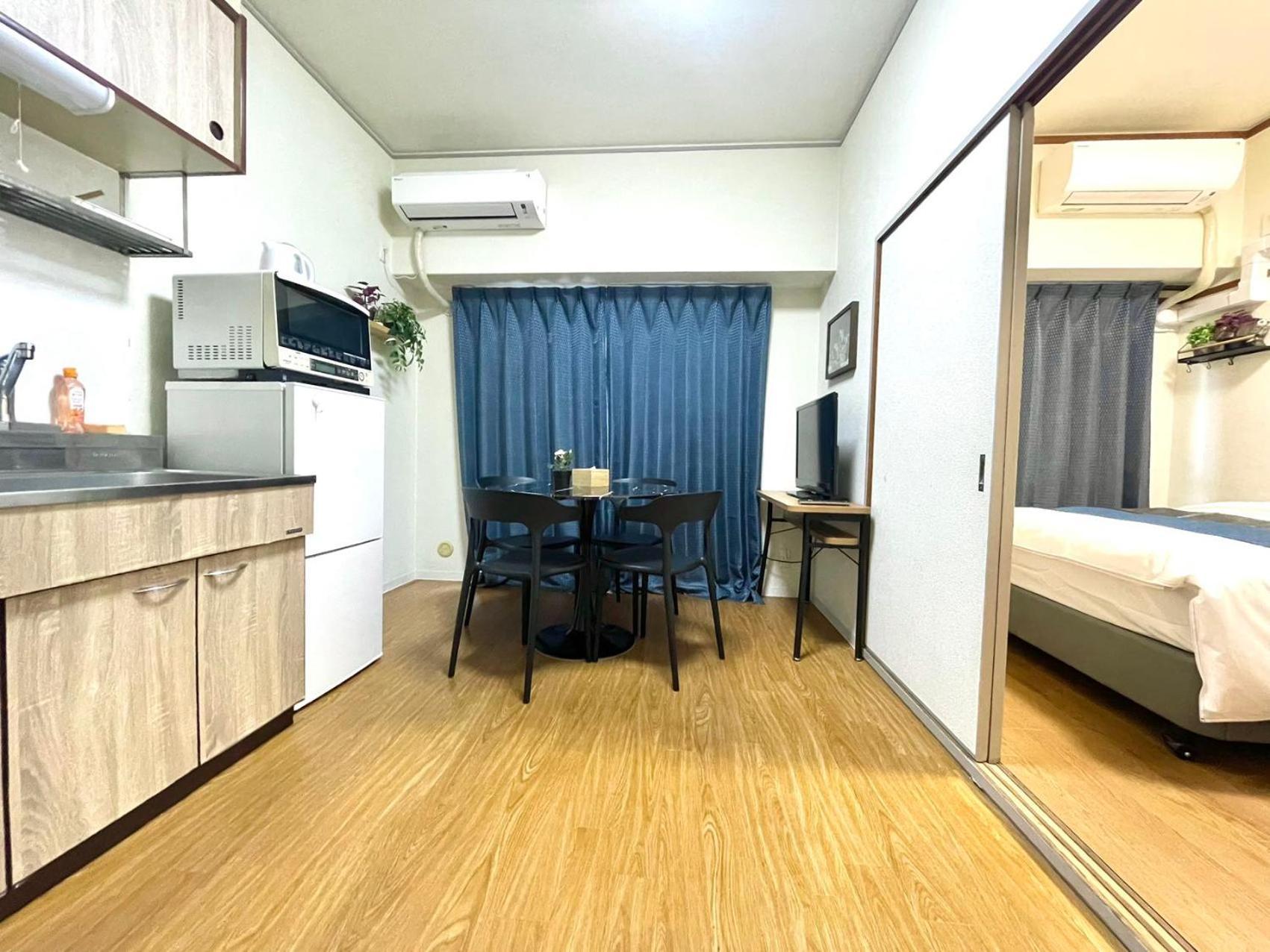 Apartment 嵐 難波西