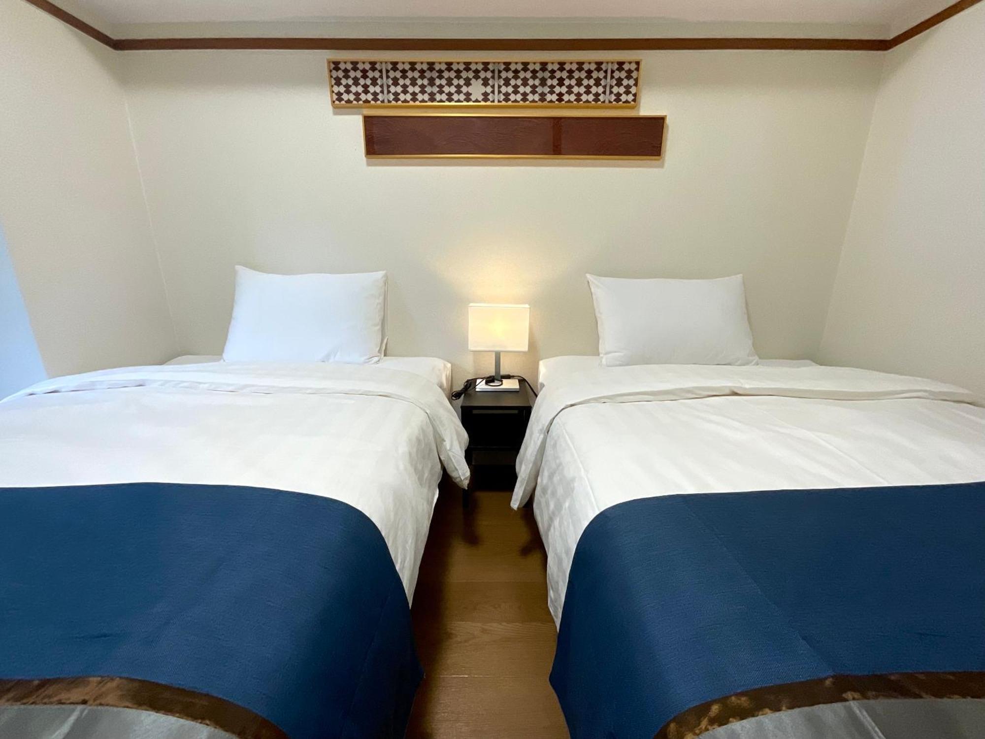Apartment 嵐 難波西